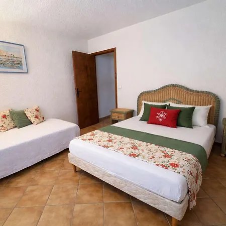 Spacieux, Calme Et Verdure - 7 Pers. - Fr-1-226a-218 Saint-Raphael (Var)